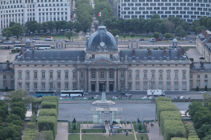 Close up of the Ecoile Militaire