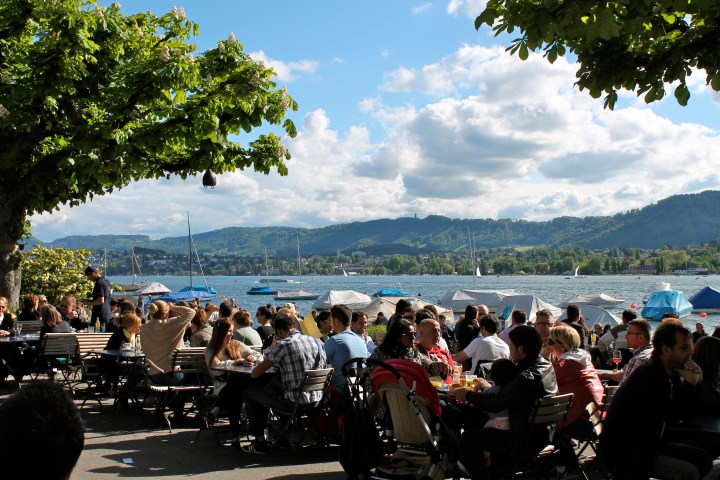 One of the packed outdoor cafes!